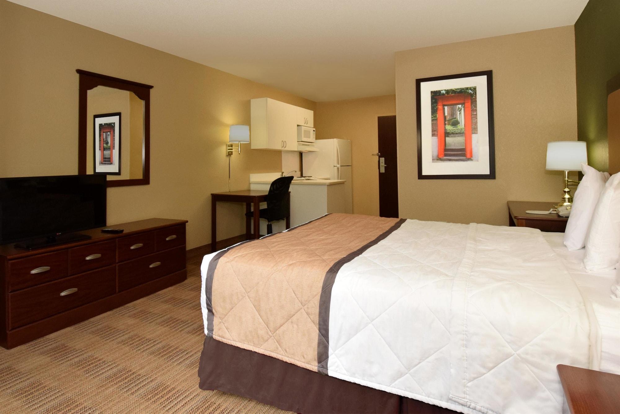 Extended Stay America Suites - Chicago - Woodfield Mall Шаумбърг Екстериор снимка
