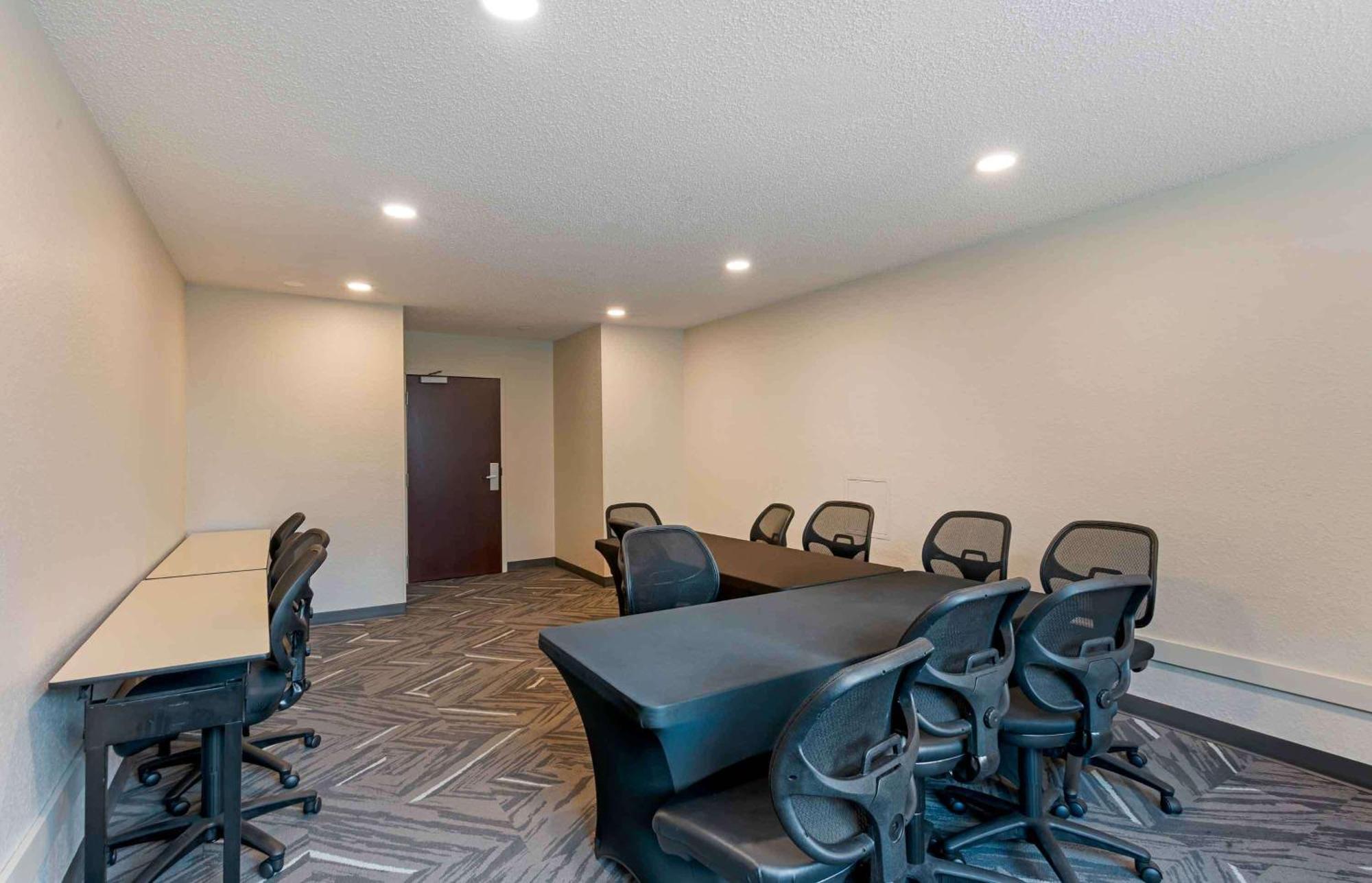 Extended Stay America Suites - Chicago - Woodfield Mall Шаумбърг Екстериор снимка