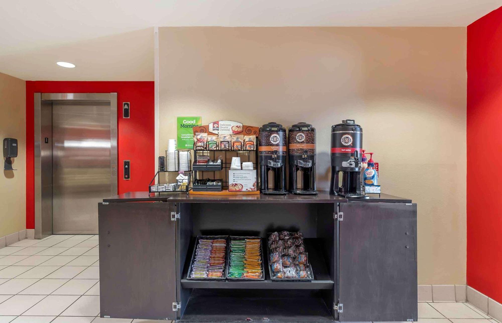 Extended Stay America Suites - Chicago - Woodfield Mall Шаумбърг Екстериор снимка